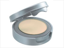 トリプルライティング　ファンデーション