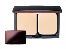 トリプルライティング　ファンデーション